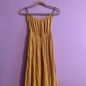 SLEEVELESS yellow maxi dress